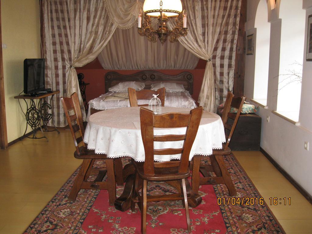 Pie Veca Kaleja Hotell Daugavpils Exteriör bild